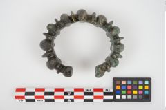Foto von Bronzebuckelarmreif (NHMW-PRAE-026256)
